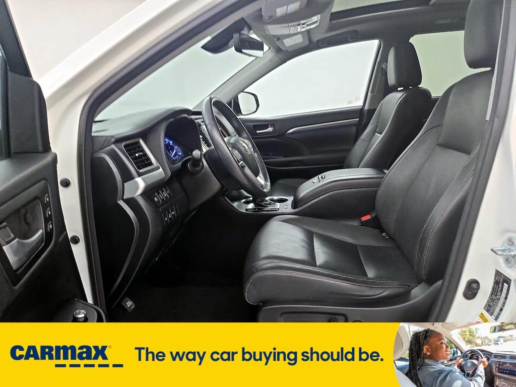 used 2017 Toyota Highlander car, priced at $30,998