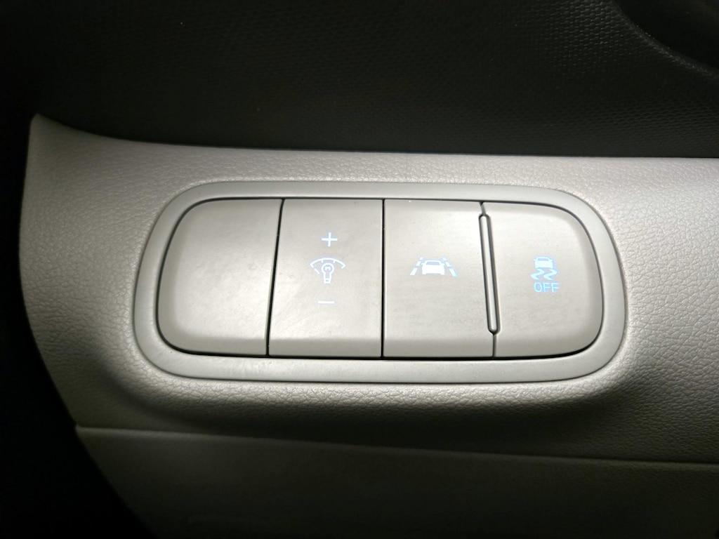 used 2022 Hyundai Venue car, priced at $19,998