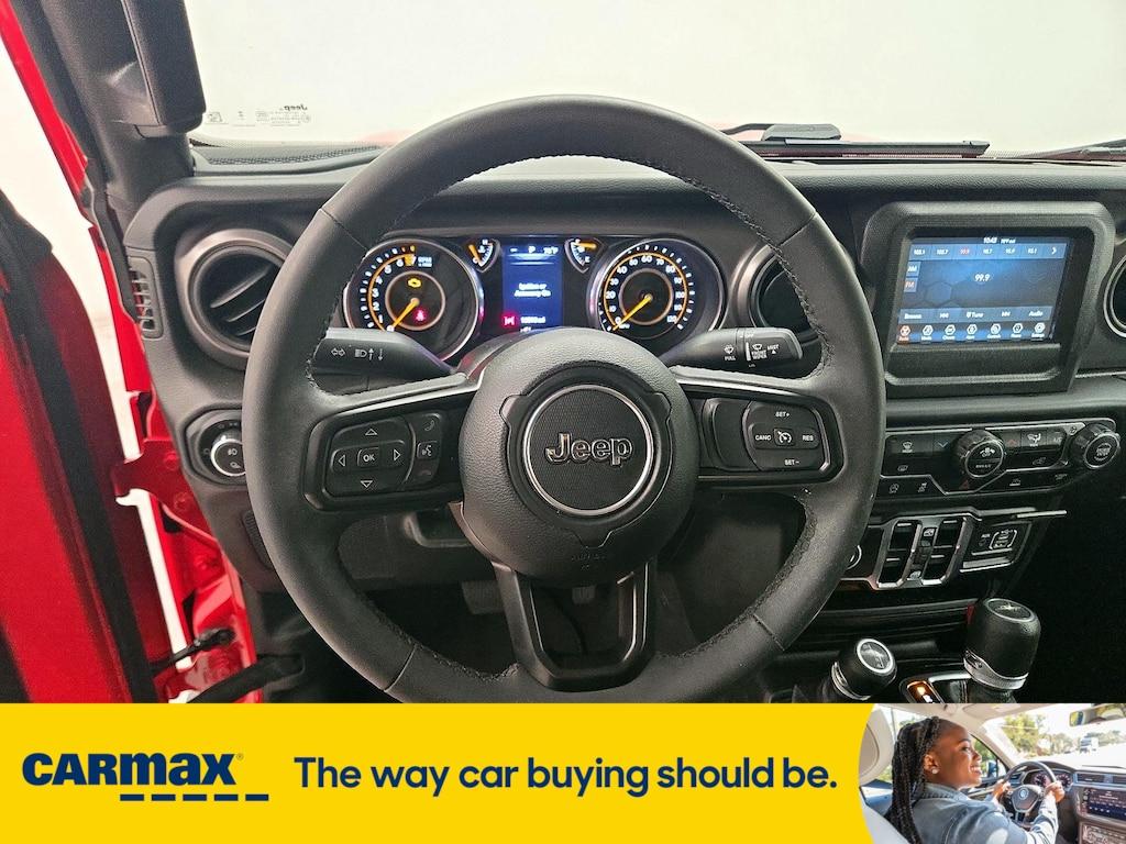 used 2023 Jeep Gladiator car, priced at $34,998