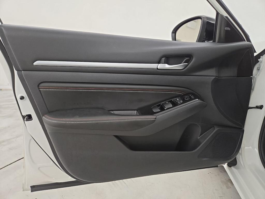used 2023 Nissan Altima car, priced at $24,998