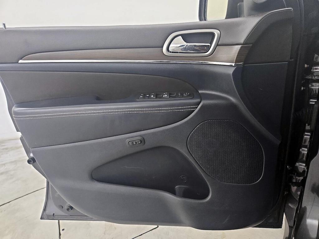 used 2017 Jeep Grand Cherokee car, priced at $18,998