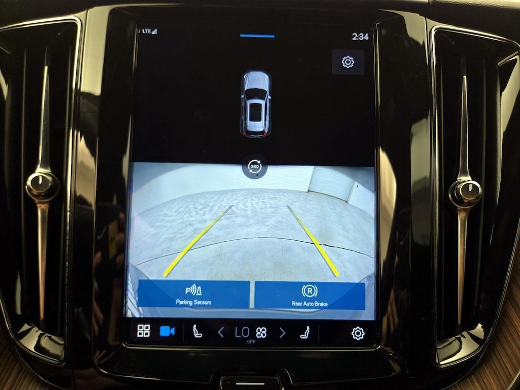 used 2022 Volvo XC60 Recharge Plug-In Hybrid car, priced at $32,998