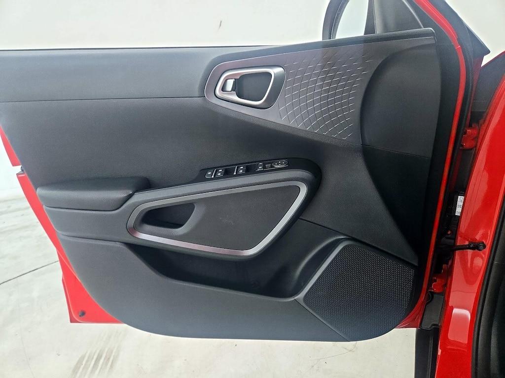 used 2021 Kia Soul car, priced at $17,998