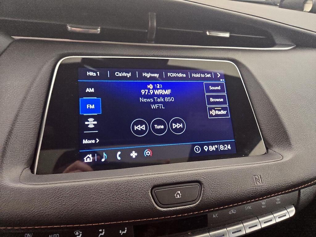 used 2020 Cadillac XT4 car, priced at $24,998