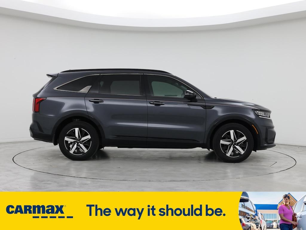 used 2022 Kia Sorento car, priced at $29,998