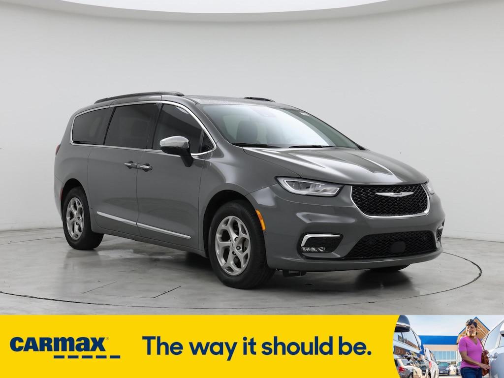 used 2023 Chrysler Pacifica car, priced at $40,998