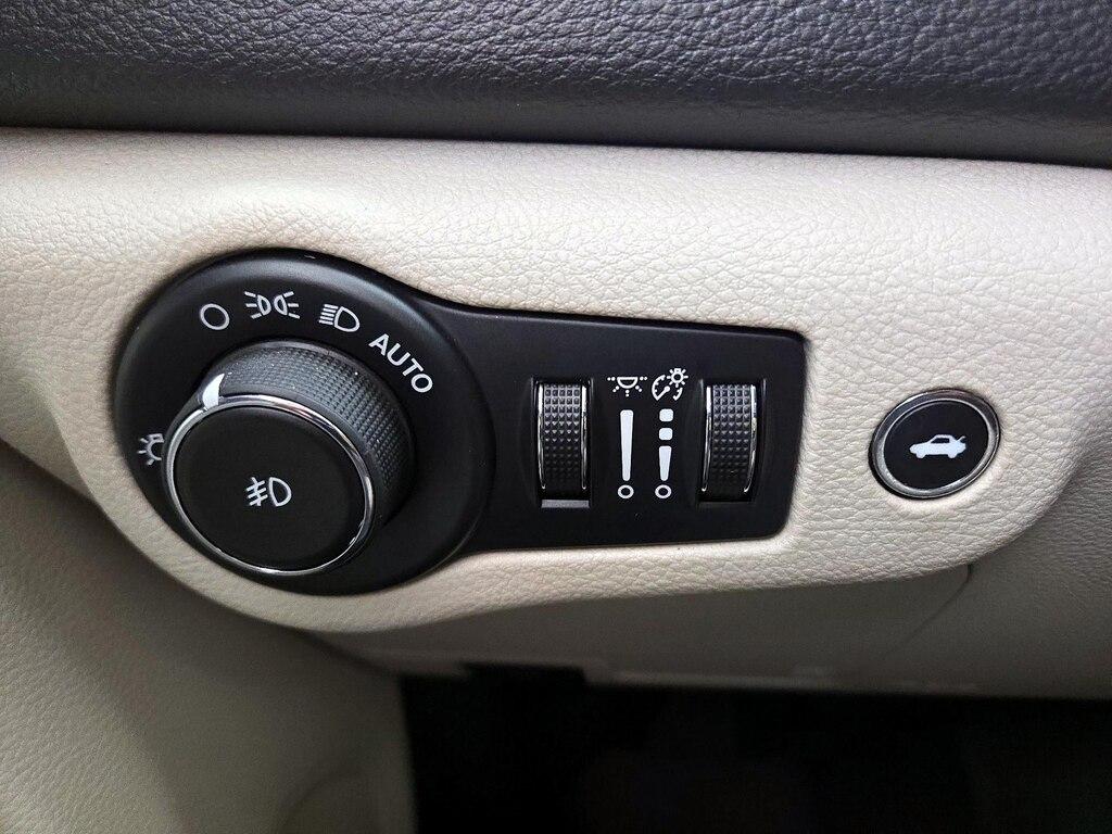 used 2015 Chrysler 200 car, priced at $14,998