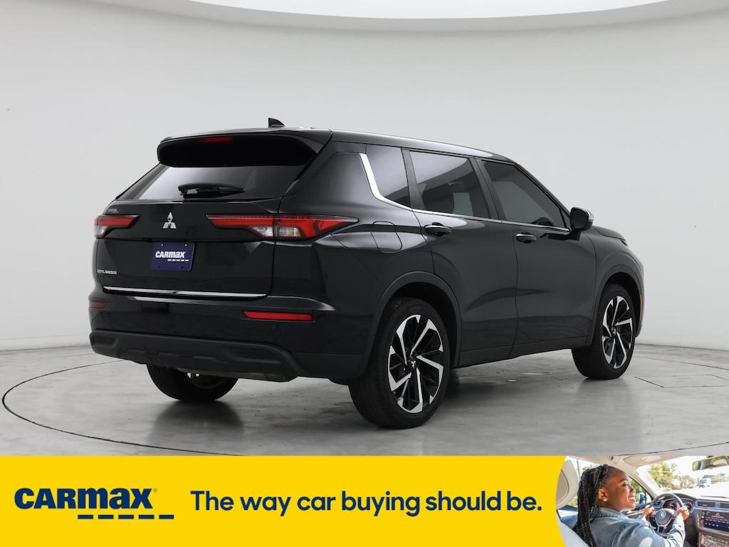 used 2022 Mitsubishi Outlander car, priced at $25,998