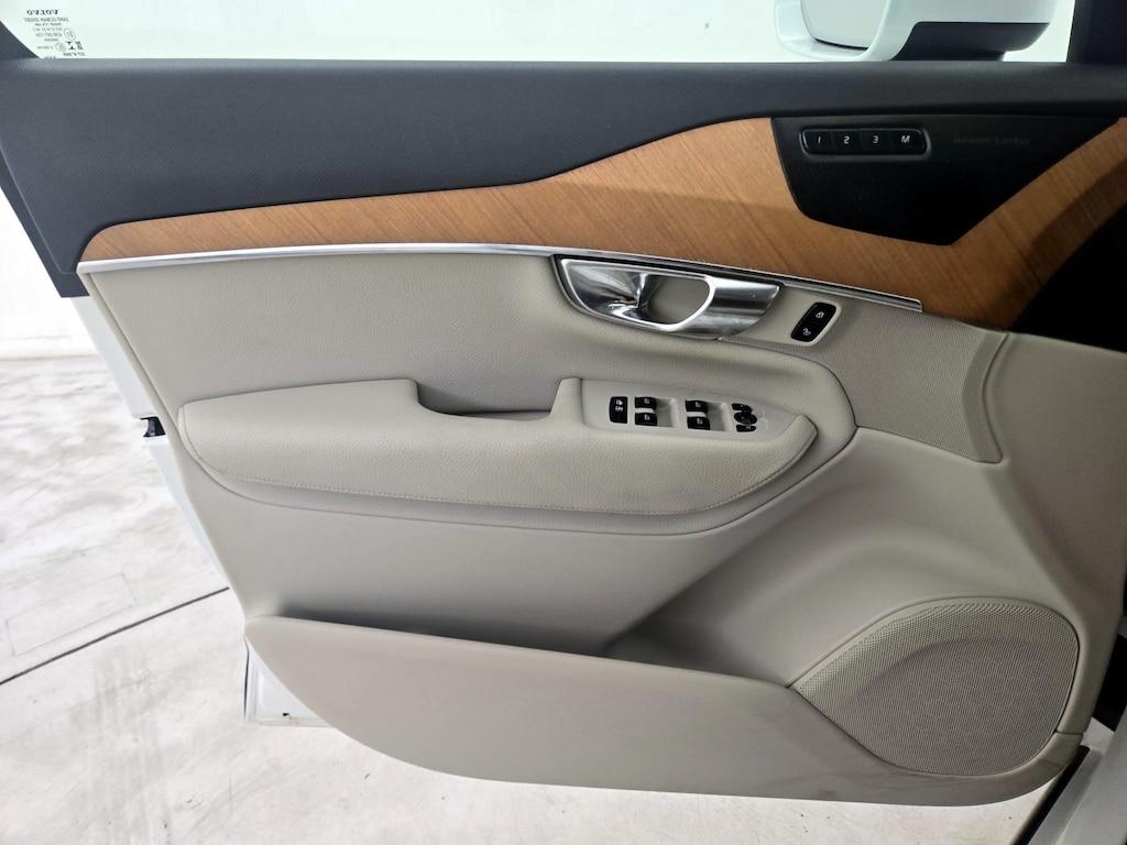used 2022 Volvo XC90 car, priced at $36,998