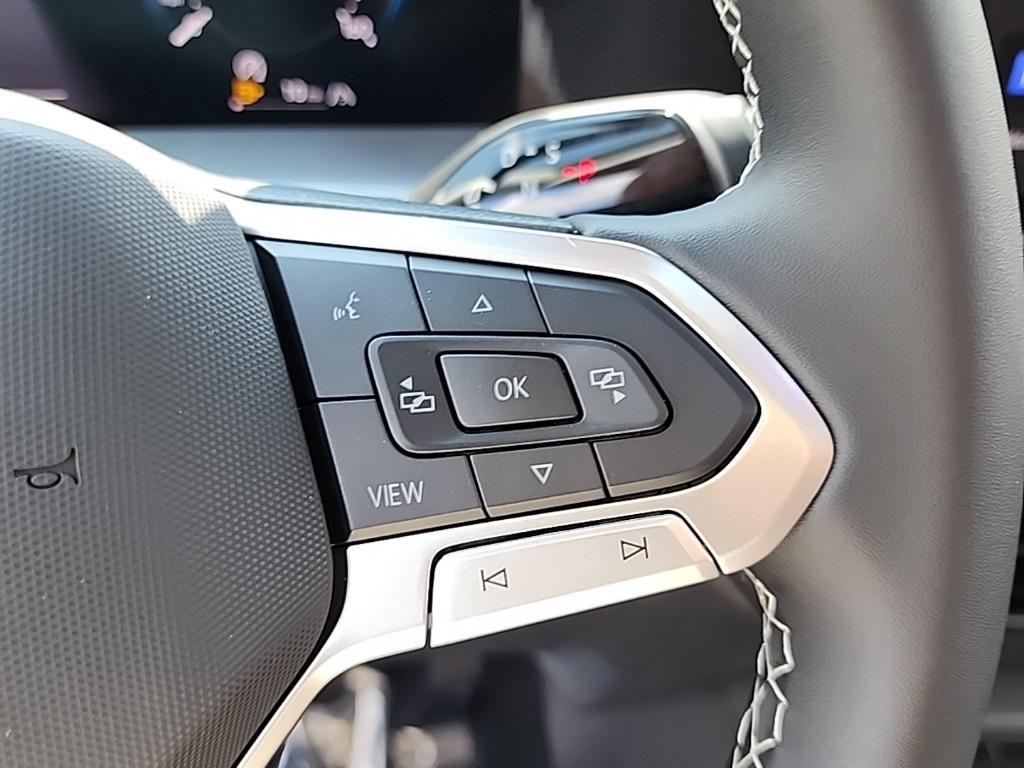 new 2025 Volkswagen Tiguan car, priced at $32,993