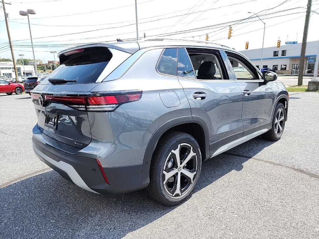 new 2025 Volkswagen Tiguan car, priced at $32,993