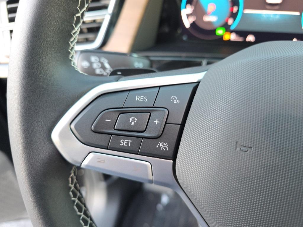 new 2026 Volkswagen Atlas car, priced at $46,746