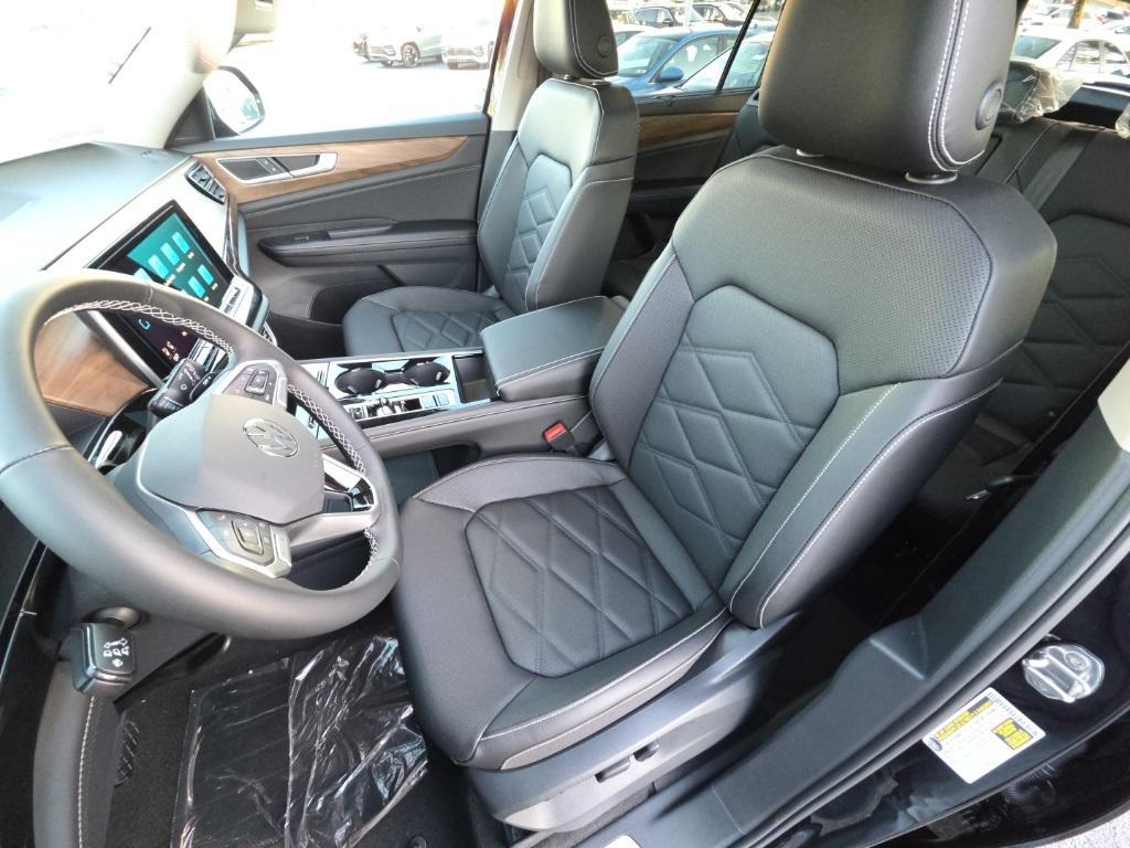 new 2026 Volkswagen Atlas car, priced at $46,746