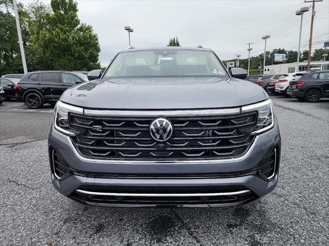 new 2024 Volkswagen Atlas car, priced at $50,545