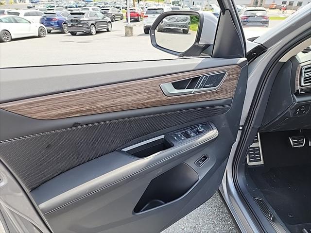 new 2025 Volkswagen Atlas car, priced at $52,443