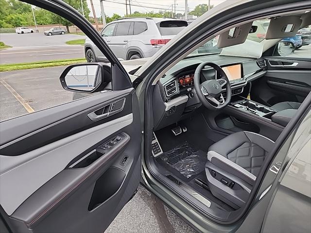 new 2025 Volkswagen Atlas car, priced at $47,246