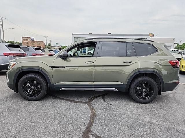 new 2025 Volkswagen Atlas car, priced at $47,246