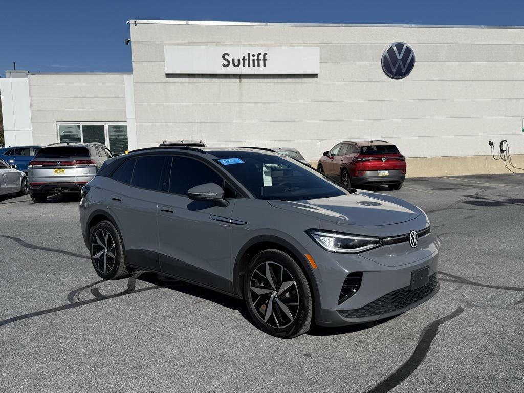 used 2023 Volkswagen ID.4 car, priced at $20,855