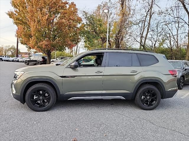 new 2025 Volkswagen Atlas car, priced at $45,466