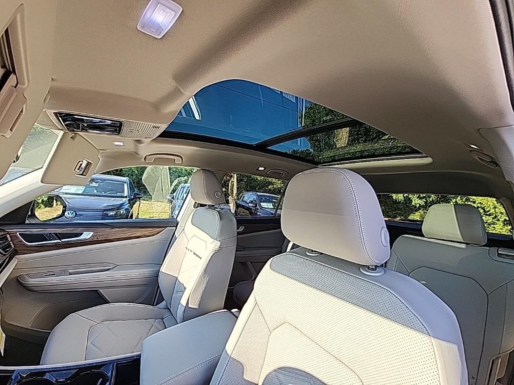 new 2026 Volkswagen Atlas car, priced at $48,281