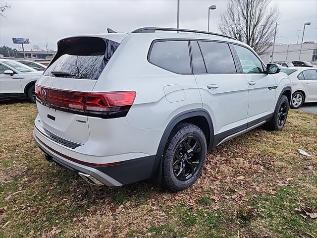 new 2024 Volkswagen Atlas car, priced at $50,307