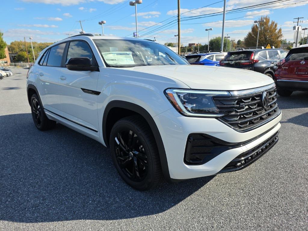 new 2026 Volkswagen Atlas Cross Sport car, priced at $50,472