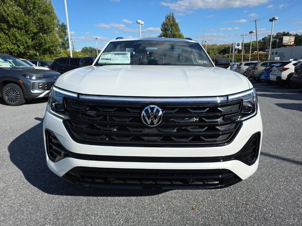 new 2026 Volkswagen Atlas Cross Sport car, priced at $50,472