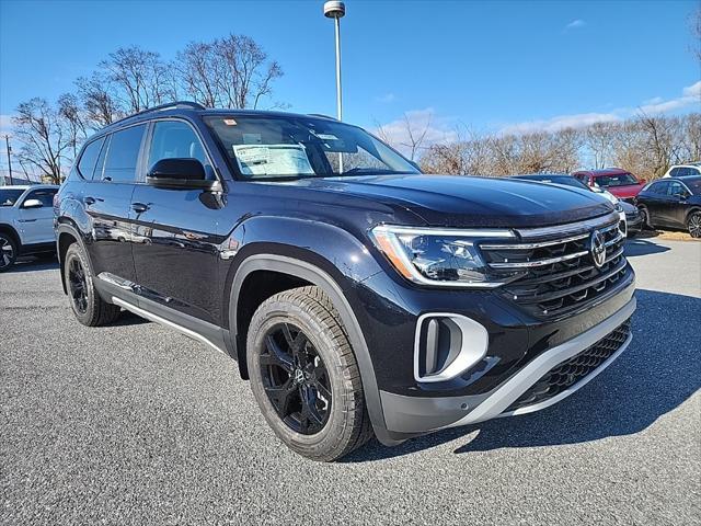 new 2024 Volkswagen Atlas car, priced at $48,821