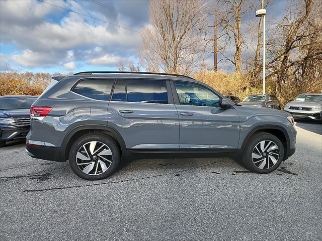 new 2025 Volkswagen Atlas car, priced at $43,520