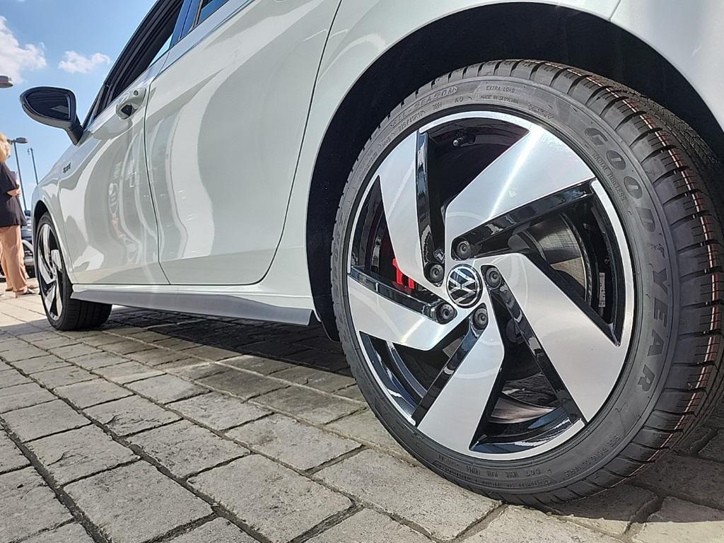 new 2025 Volkswagen Golf GTI car, priced at $33,097