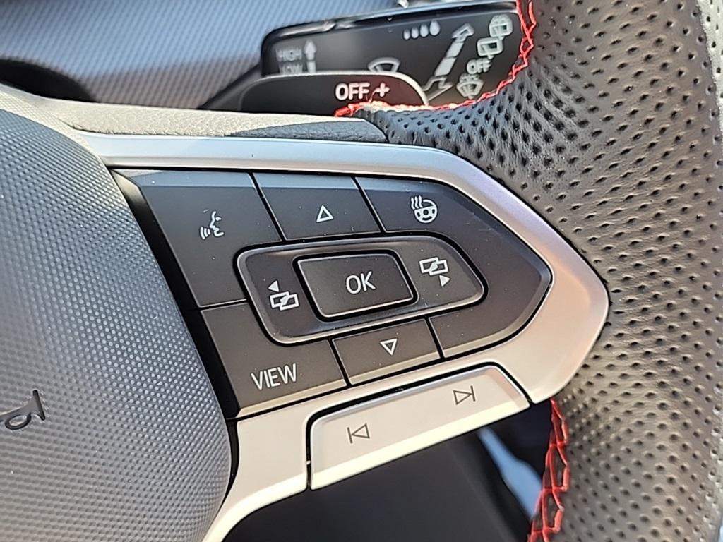 new 2025 Volkswagen Golf GTI car, priced at $33,097