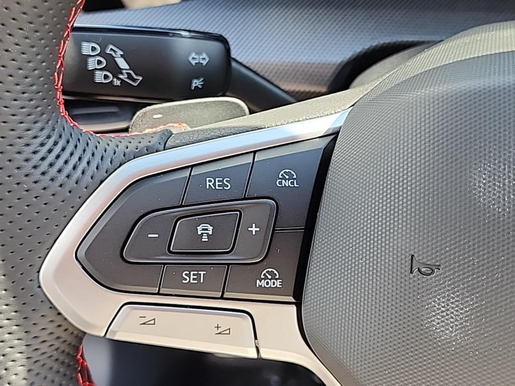 new 2025 Volkswagen Golf GTI car, priced at $33,097