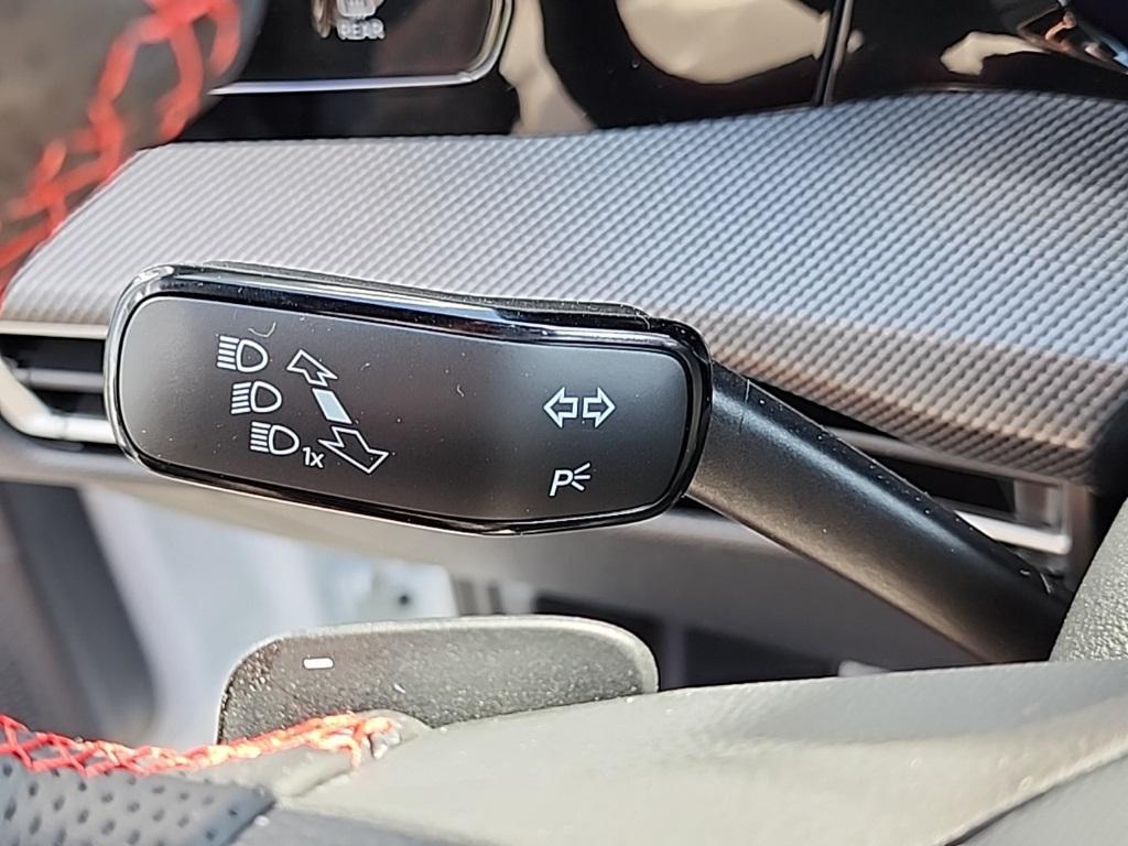 new 2025 Volkswagen Golf GTI car, priced at $33,097
