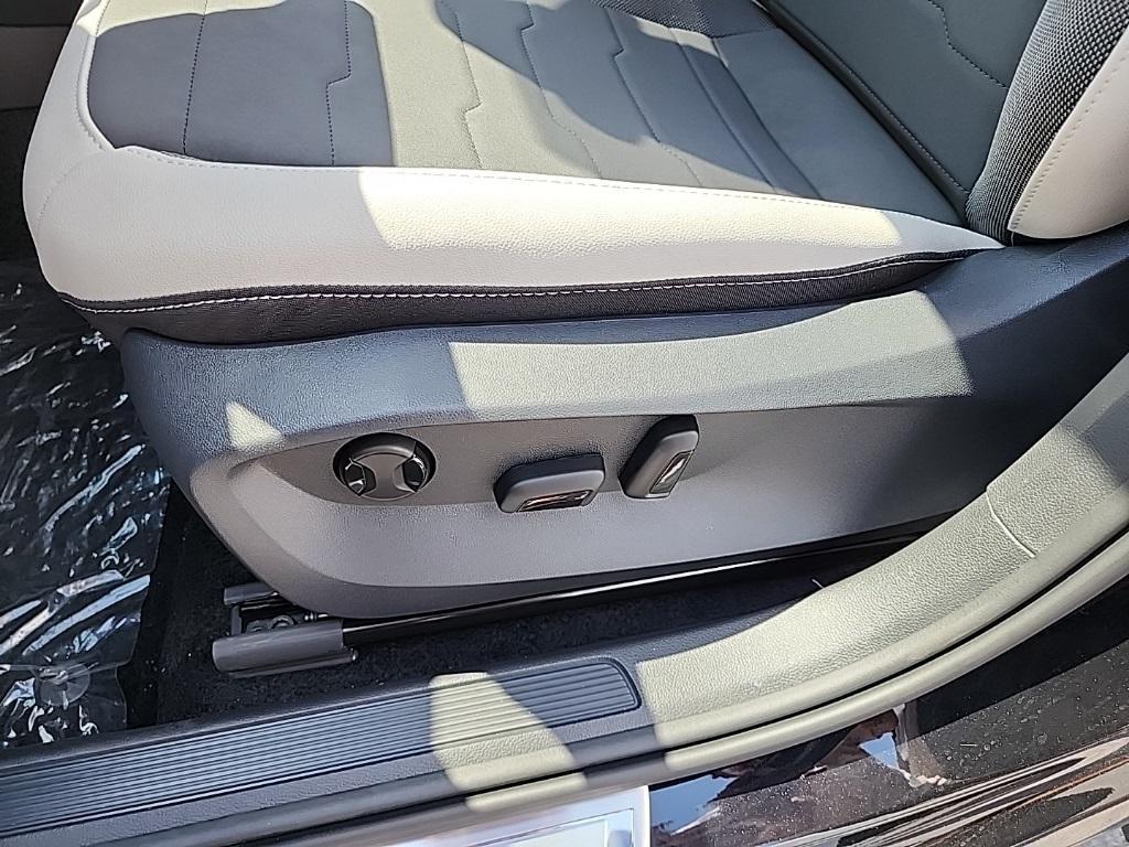 new 2025 Volkswagen Taos car, priced at $30,885