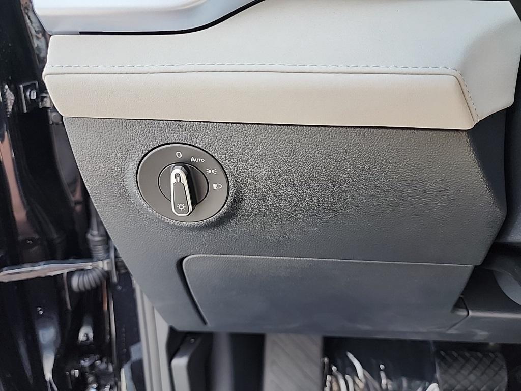 new 2025 Volkswagen Taos car, priced at $30,885