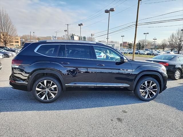 new 2025 Volkswagen Atlas car, priced at $52,443