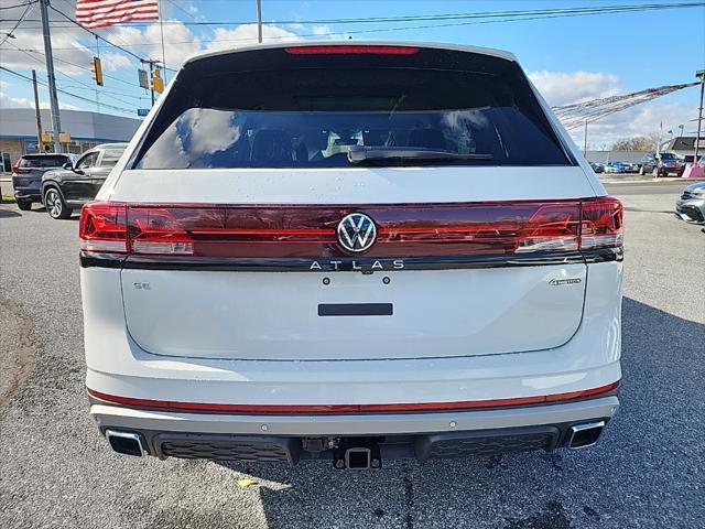 new 2025 Volkswagen Atlas car, priced at $45,611