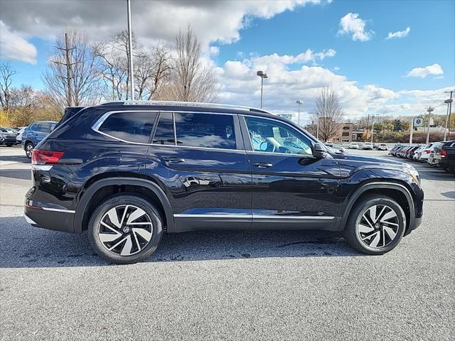 new 2025 Volkswagen Atlas car, priced at $47,604