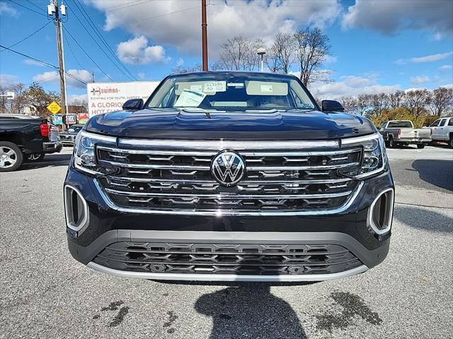 new 2025 Volkswagen Atlas car, priced at $47,604