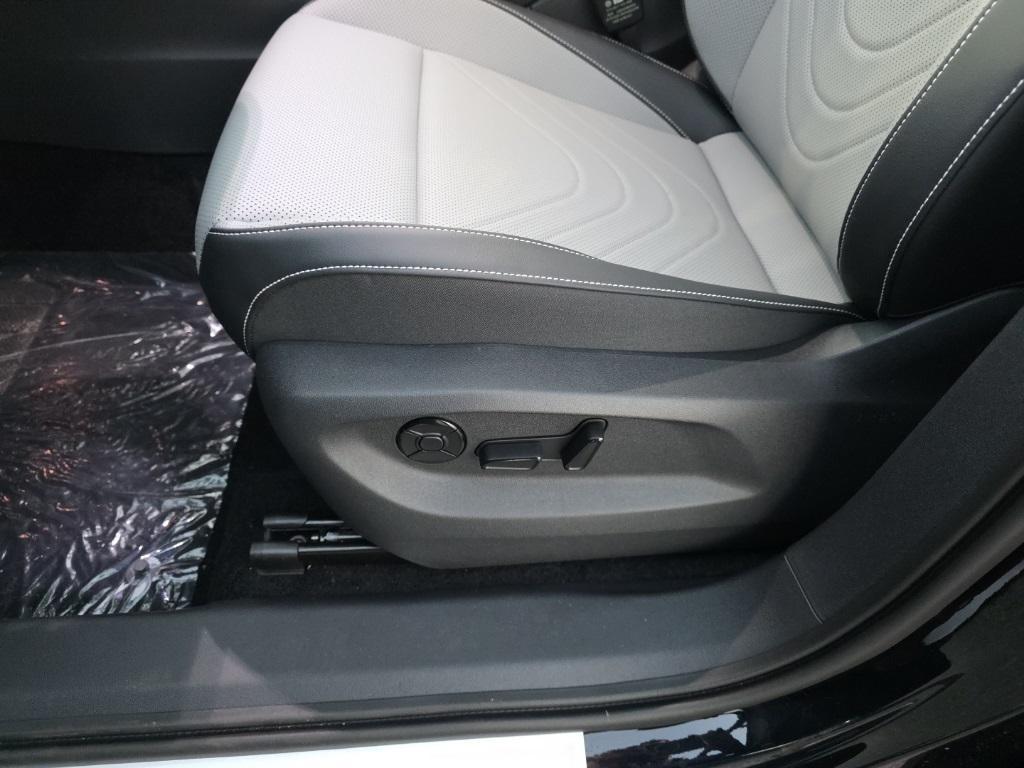 new 2026 Volkswagen Tiguan car, priced at $39,273