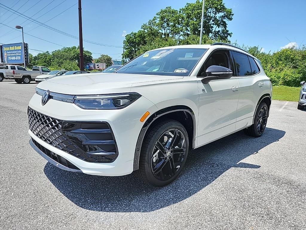 new 2025 Volkswagen Tiguan car, priced at $37,644