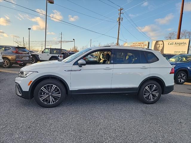 new 2024 Volkswagen Tiguan car, priced at $31,913