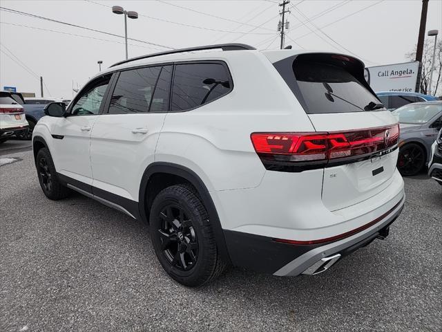 new 2025 Volkswagen Atlas car, priced at $44,040