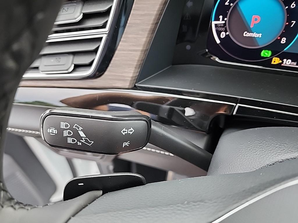 new 2025 Volkswagen Atlas car, priced at $50,032
