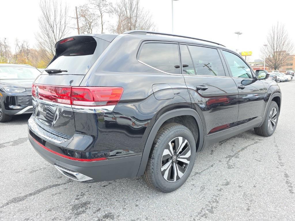 new 2026 Volkswagen Atlas car, priced at $40,612