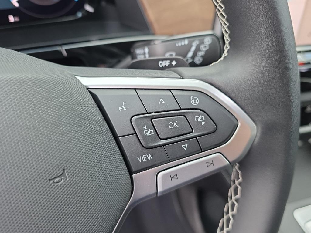 new 2026 Volkswagen Atlas car, priced at $40,612