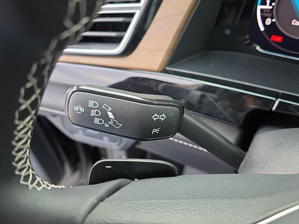 new 2026 Volkswagen Atlas car, priced at $40,612