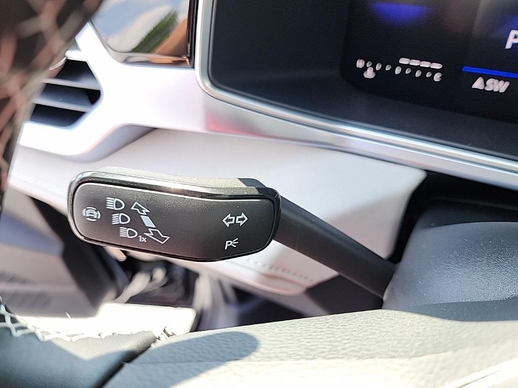 new 2025 Volkswagen Taos car, priced at $30,916