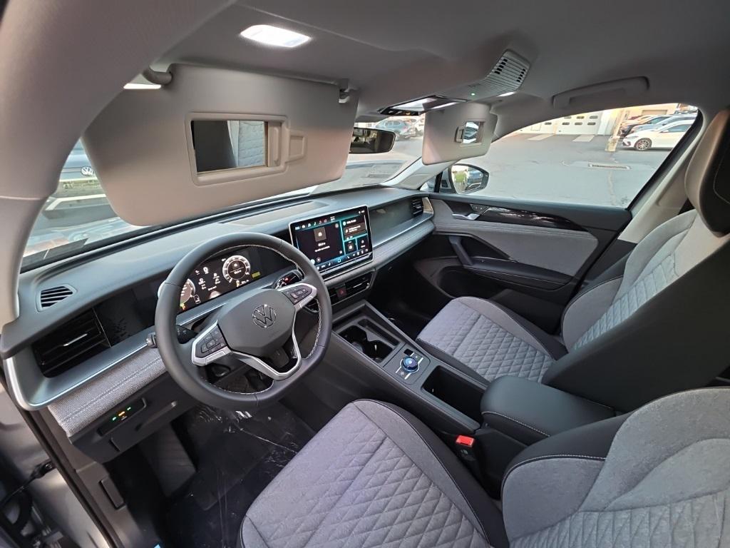 new 2026 Volkswagen Tiguan car, priced at $32,490