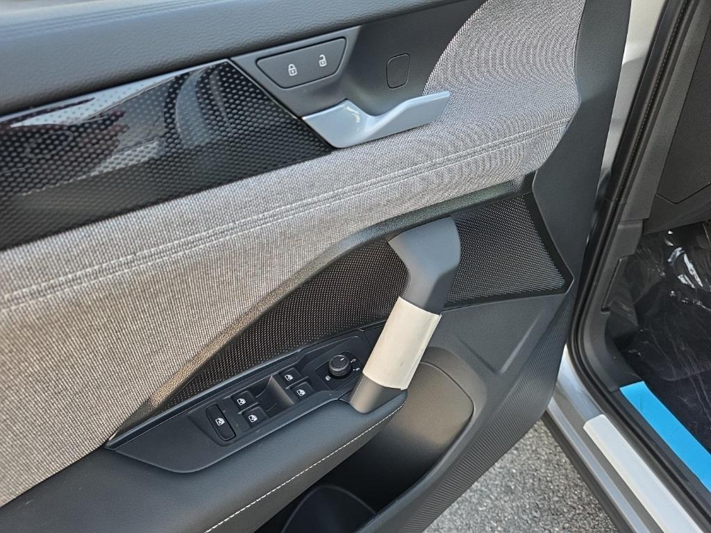 new 2026 Volkswagen Tiguan car, priced at $32,490